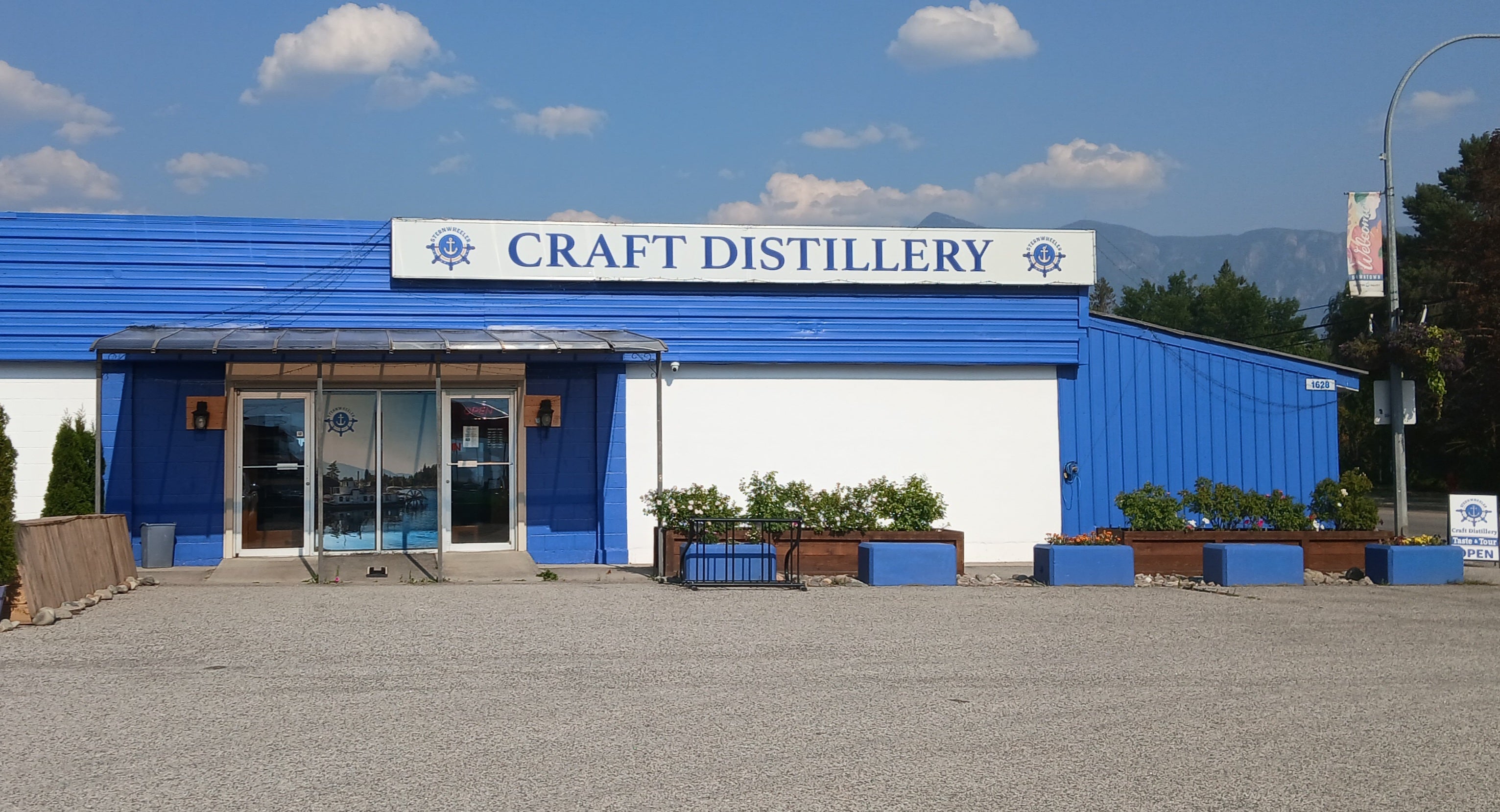 Crème de Cassis - Liqueur – Sternwheeler Craft Distillery